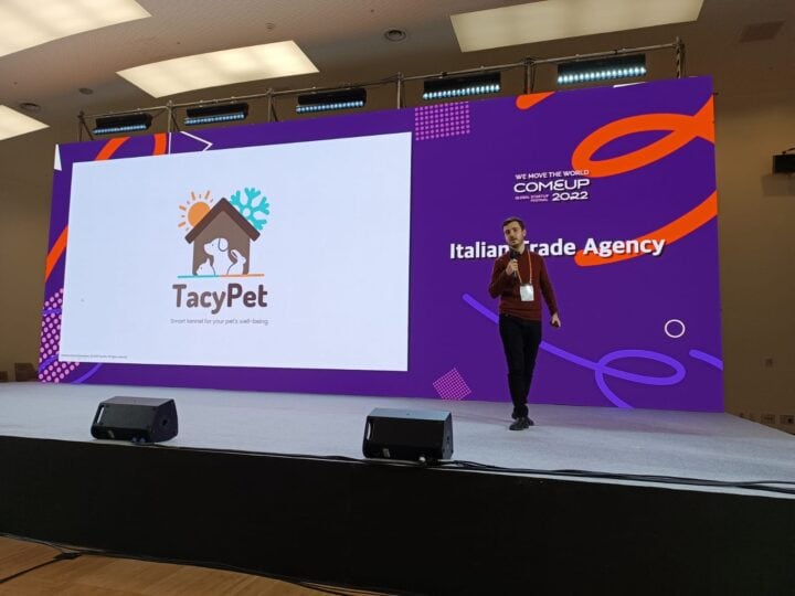 Andrea lancia la startup TacyPet a Seoul in Korea 1 team building Midable Digital Agency